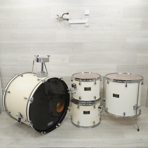 Vist Large View of Product Image Which is Used Mapex Venus Series Drum Shell Kit White