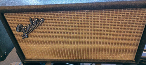 Vist Large View of Product Image Which is Used Fender TUBE REVERB UNIT Rackmount Guitar Effect