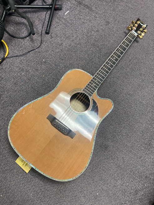 Vist Large View of Product Image Which is Used Zager ZAD-80CE/N Solid Top Acoustic Guitar Natural