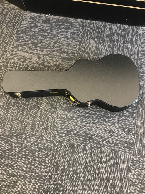 Vist Large View of Product Image Which is Used Martin DREADNAUGHT CASE Guitar Case