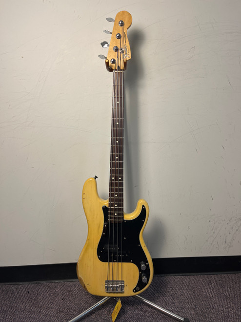 Vist Large View of Product Image Which is Used Fender P-BASS 79 USA BODY 04 MIM NECK Vintage P Type Bass Guitar Other 4-String
