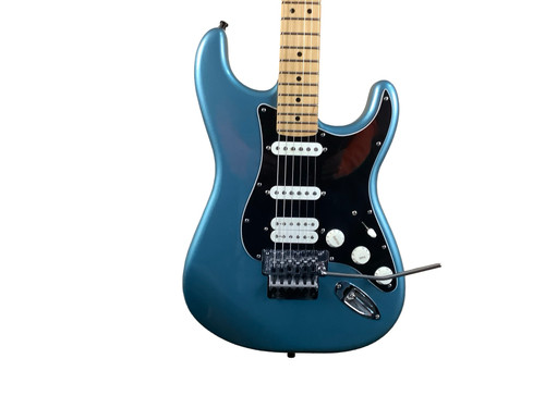 Vist Large View of Product Image Which is Used Fender 2021 PLAYER STRATOCASTER Electric Guitar Blue 6-String