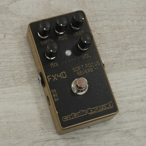Vist Large View of Product Image Which is Used Catalinbread Soft Focus Reverb Pedal