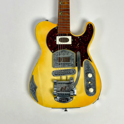 Vist Large View of Product Image Which is Used Harden Engineering Bronco-Buster Electric Guitar Mellow Yellow 6-String