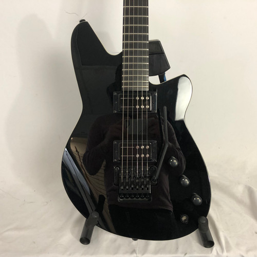 Vist Large View of Product Image Which is Used Reverend KINGBOLT LTD BLACKOUT Semi-Hollow Electric Guitar Black 6-String