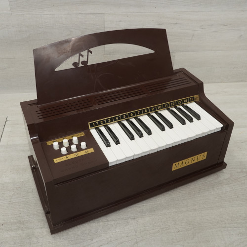 Vist Large View of Product Image Which is Used Magnus Model 300 Vintage Compact Keyboard Compact