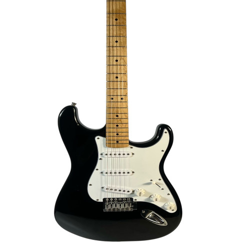 Vist Large View of Product Image Which is Used Fender STARCASTER Black
