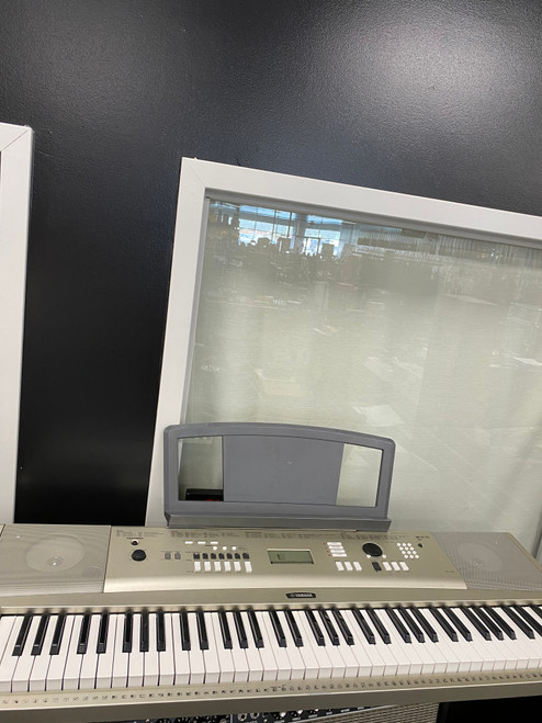 Vist Large View of Product Image Which is Used Yamaha YPG-235 76-Key Keyboard 76-key