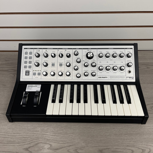 Vist Large View of Product Image Which is Used - Moog SUB PHATTY 25-Key Synthesizer