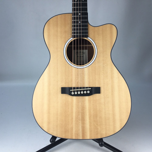 Vist Large View of Product Image Which is Used Martin 000 JR10E Solid Top Acoustic Guitar Natural