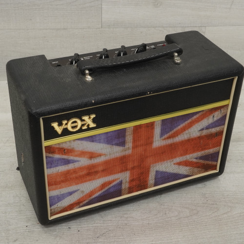 Vist Large View of Product Image Which is Used Vox V9106 Pathfinder 10 1 X 5 Solid State Amplifier