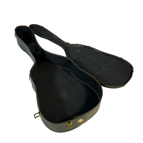 Vist Large View of Product Image Which is Used Brandless DREAD CHIPBOARD Guitar Case