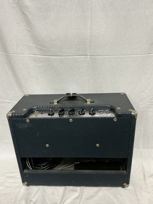 Vist Large View of Product Image Which is Used Ampeg SJ-12T 1 x 12 Tube Combo Amplifier 1 x 12