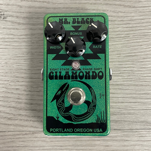 Vist Large View of Product Image Which is Used - Gilamondo MR. BLACK  Phaser Pedal