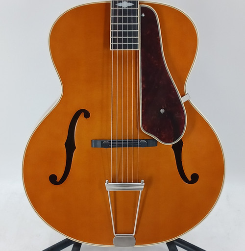 Vist Large View of Product Image Which is Used Epiphone MASTERBILT DE LUXE - AS IS Solid Top Acoustic Guitar Amber