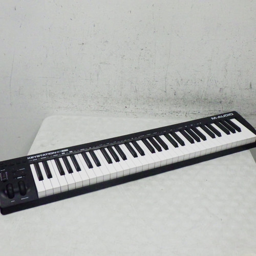 Vist Large View of Product Image Which is Used M-Audio Keystation 61 Mk3  