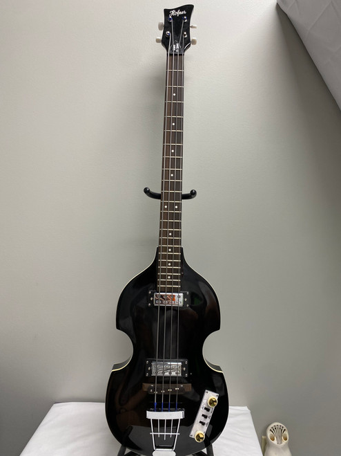 Vist Large View of Product Image Which is Used Hofner IGNITION HI-BB-PE-TBK Bass Guitar Black 4-String