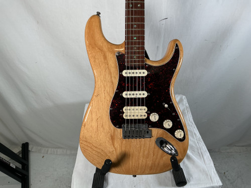 Vist Large View of Product Image Which is Used Fender AMERICAN DELUXE SERIES 1998/1999 Vintage S Type Electric Guitar Natural 6-String