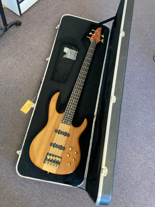 Vist Large View of Product Image Which is Used Carvin LB75 J Type Bass Guitar Wood 5-String