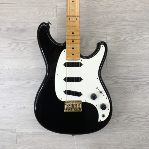 Vist Large View of Product Image Which is Used Ibanez RS-135 ROADSTAR II 80S MIJ Vintage S Type Electric Guitar Black 6-String