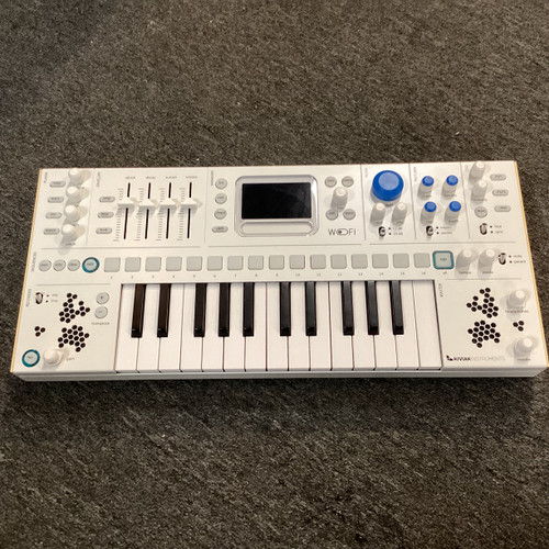 Vist Large View of Product Image Which is Used KIVIAK WOFI 25-Key Synthesizer 25-Key