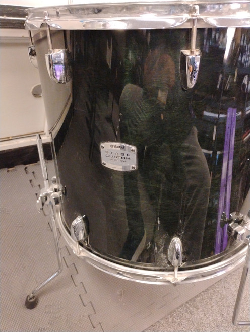 Vist Large View of Product Image Which is Used Yamaha STAGE CUSTOM BIRCH 18 INCH FLOOR TOM Floor Tom Black 18"