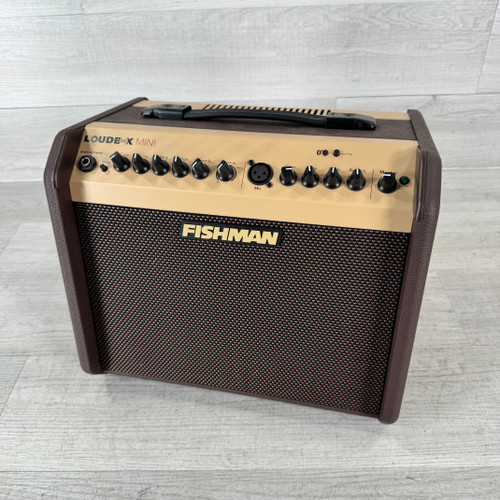 Vist Large View of Product Image Which is Used Fishman Loudbox Mini BT - 60-watt 1 x 6.5-inch Acoustic Guitar Combo Amplifier