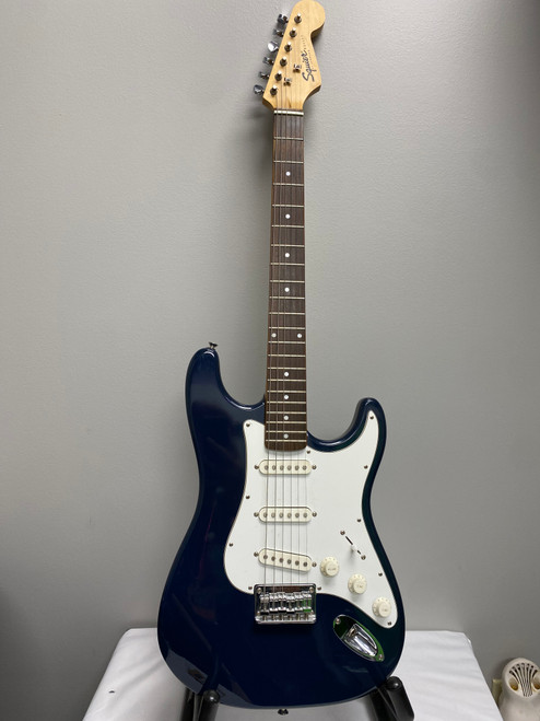 Vist Large View of Product Image Which is Used Squier BULLET STRAT HT S Type Electric Guitar Blue 6-String