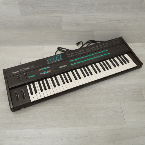 Vist Large View of Product Image Which is Used Yamaha DX7 Vintage 61-Key Synthesizer