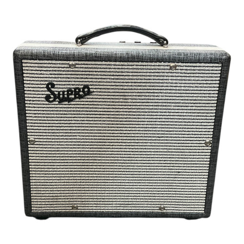 Vist Large View of Product Image Which is Used Supro 1600 Supreme 1x10 Tube Combo Amplifier