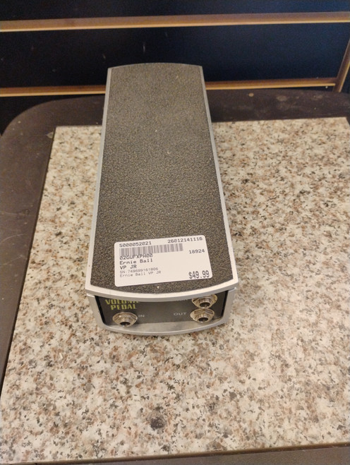 Vist Large View of Product Image Which is Used Ernie Ball VP JR Guitar Effect