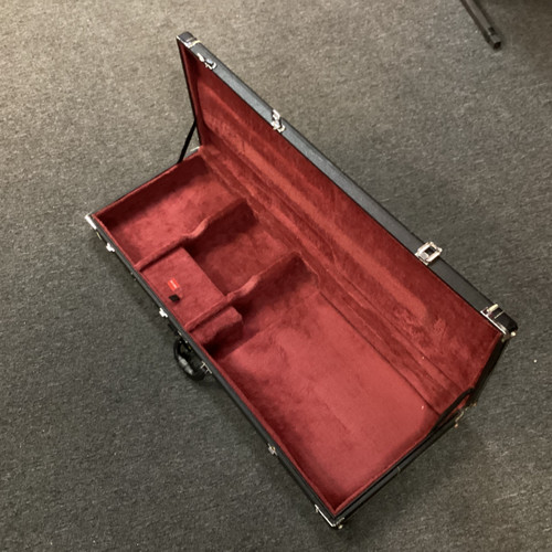 Vist Large View of Product Image Which is Used NO BRAND (Brandless Product) CASE - ELECTRIC Guitar Case