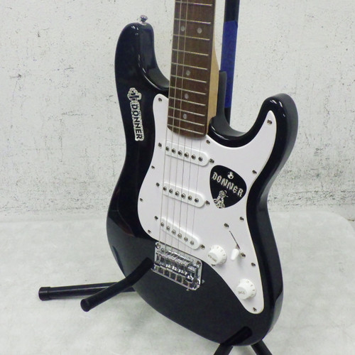 Vist Large View of Product Image Which is Used Squier Mini Stratocaster  Black 6-String