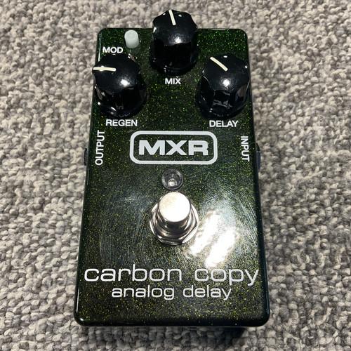 Vist Large View of Product Image Which is Used MXR CARBON COPY ANALOG DELAY Guitar Pedal