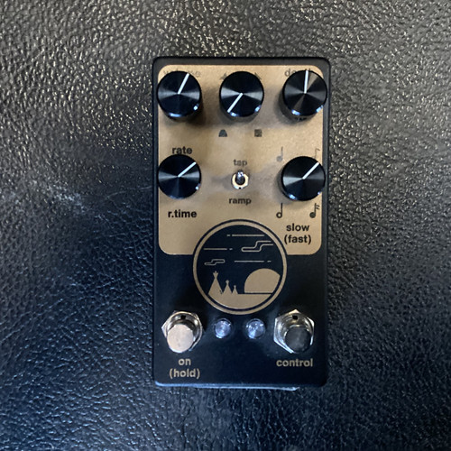 Vist Large View of Product Image Which is Used NATIVE AUDIO RISING SUN V2 Tremolo Pedal