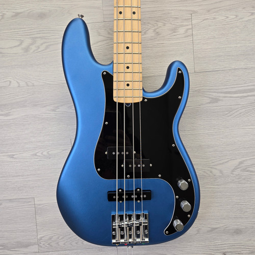 Vist Large View of Product Image Which is Used Fender American Performer Precision Bass Blue 4-String
