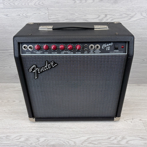 Vist Large View of Product Image Which is Used Fender CHAMP 12 1 x 12 Tube Combo Amplifier 