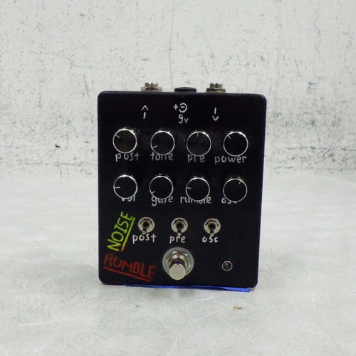 Vist Large View of Product Image Which is Used Leftys Sound Lab Noise Rumble Synthesizer Pedal