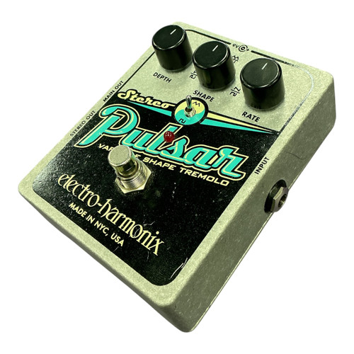 Vist Large View of Product Image Which is Used Electro Harmonix (E/H) STEREO PULSAR Tremolo Pedal