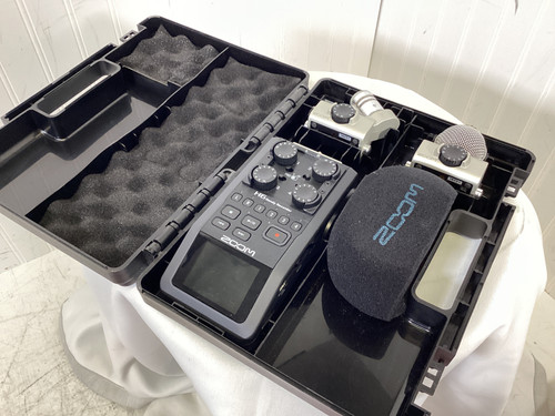 Vist Large View of Product Image Which is Used Zoom H6 W/EXTRAS Compact Recording Device