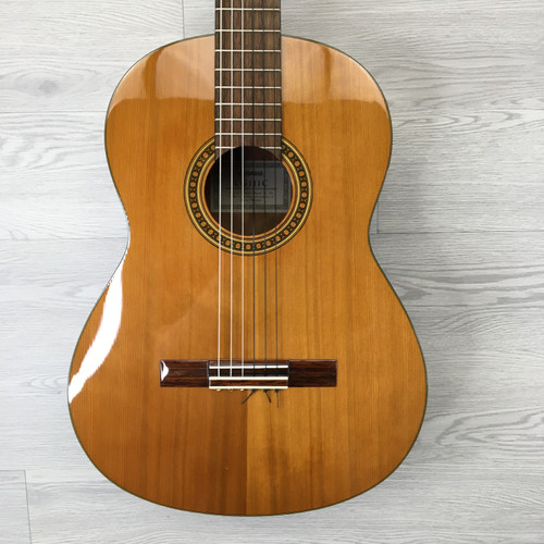 Vist Large View of Product Image Which is Used Yamaha CG111C CLASSICAL ACOUSTIC Solid Top Acoustic Guitar Natural
