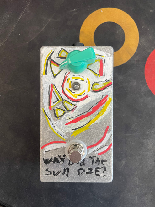 Vist Large View of Product Image Which is Used ARROWS-STYLE CLONE Boost Pedal