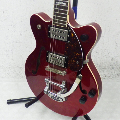 Vist Large View of Product Image Which is Used Gretsch G2657T Semi-Hollow Electric Guitar Red 6-String