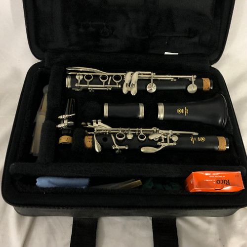 Vist Large View of Product Image Which is Used Yamaha YCL-255 Resonite Clarinet
