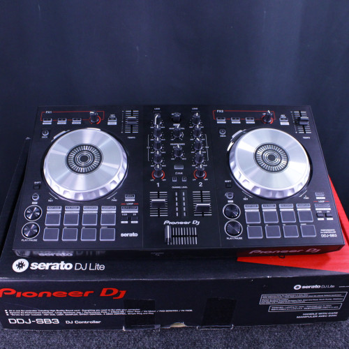 Vist Large View of Product Image Which is Used Pioneer DDJ-SB3 Turntable
