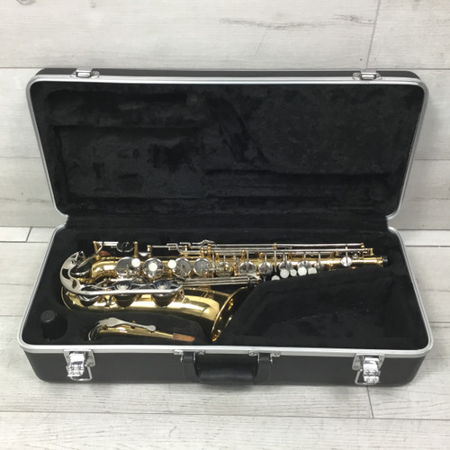Vist Large View of Product Image Which is Used Yamaha YAS-26 Alto Saxophone