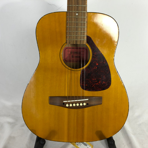 Vist Large View of Product Image Which is Used Yamaha FG JUNIOR Laminate Top Acoustic Guitar Amber