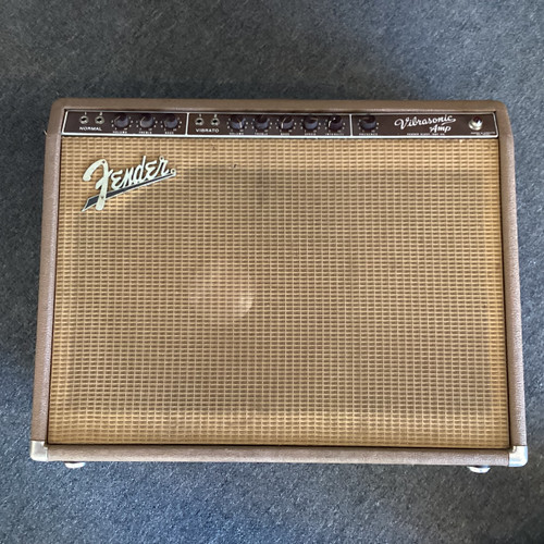 Vist Large View of Product Image Which is Used Fender VIBROSONIC Vintage Tube Guitar Combo