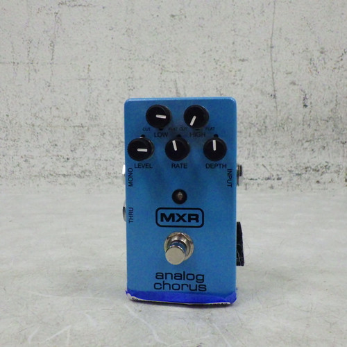 Vist Large View of Product Image Which is Used Mxr Analog Chorus Guitar Effects Pedal