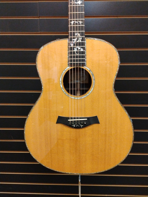 Vist Large View of Product Image Which is Used Taylor 918E Solid Top Acoustic Guitar Natural